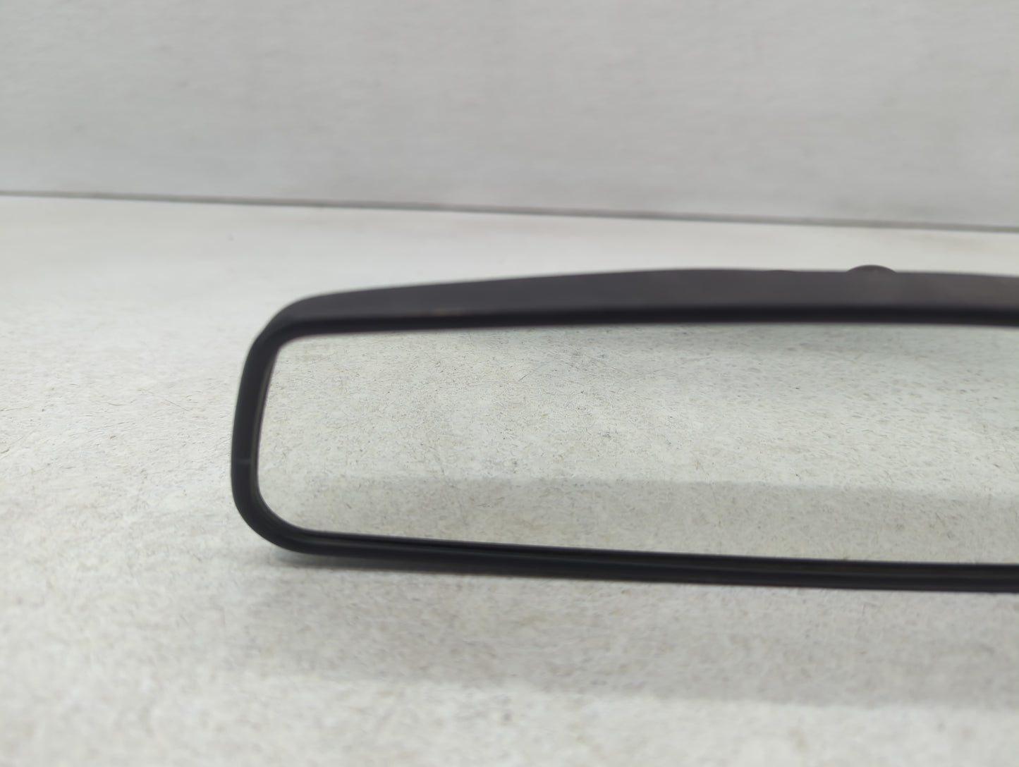 2011-2015 Kia Sorento Interior Rear View Mirror Replacement OEM P/N:E8011083 Fits OEM Used Auto Parts - Oemusedautoparts1.co