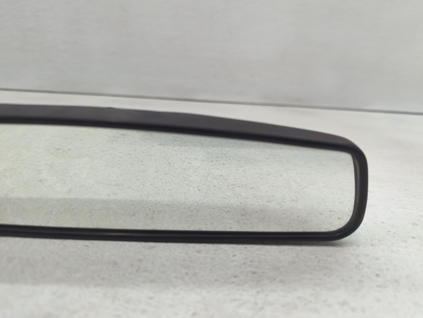 2011-2015 Kia Sorento Interior Rear View Mirror Replacement OEM P/N:E8011083 Fits OEM Used Auto Parts - Oemusedautoparts1.co