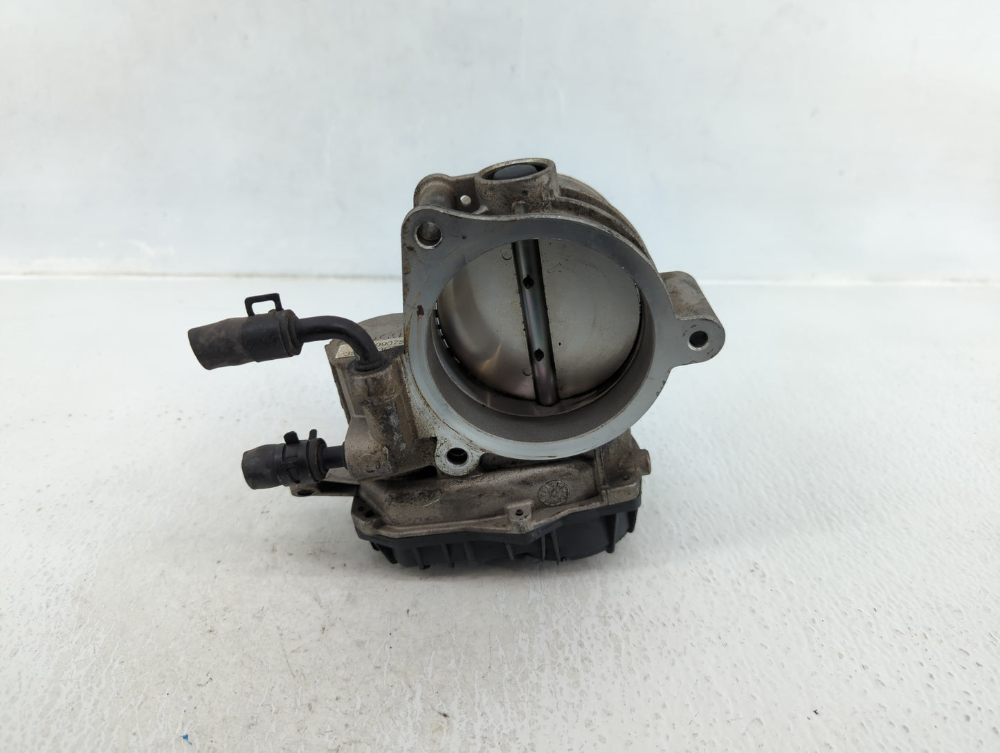 2011-2013 Kia Sorento Throttle Body P/N:35100-3C700 28099075 Fits Fits 2010 2011 2012 2013 2014 OEM Used Auto Parts - Oemuse
