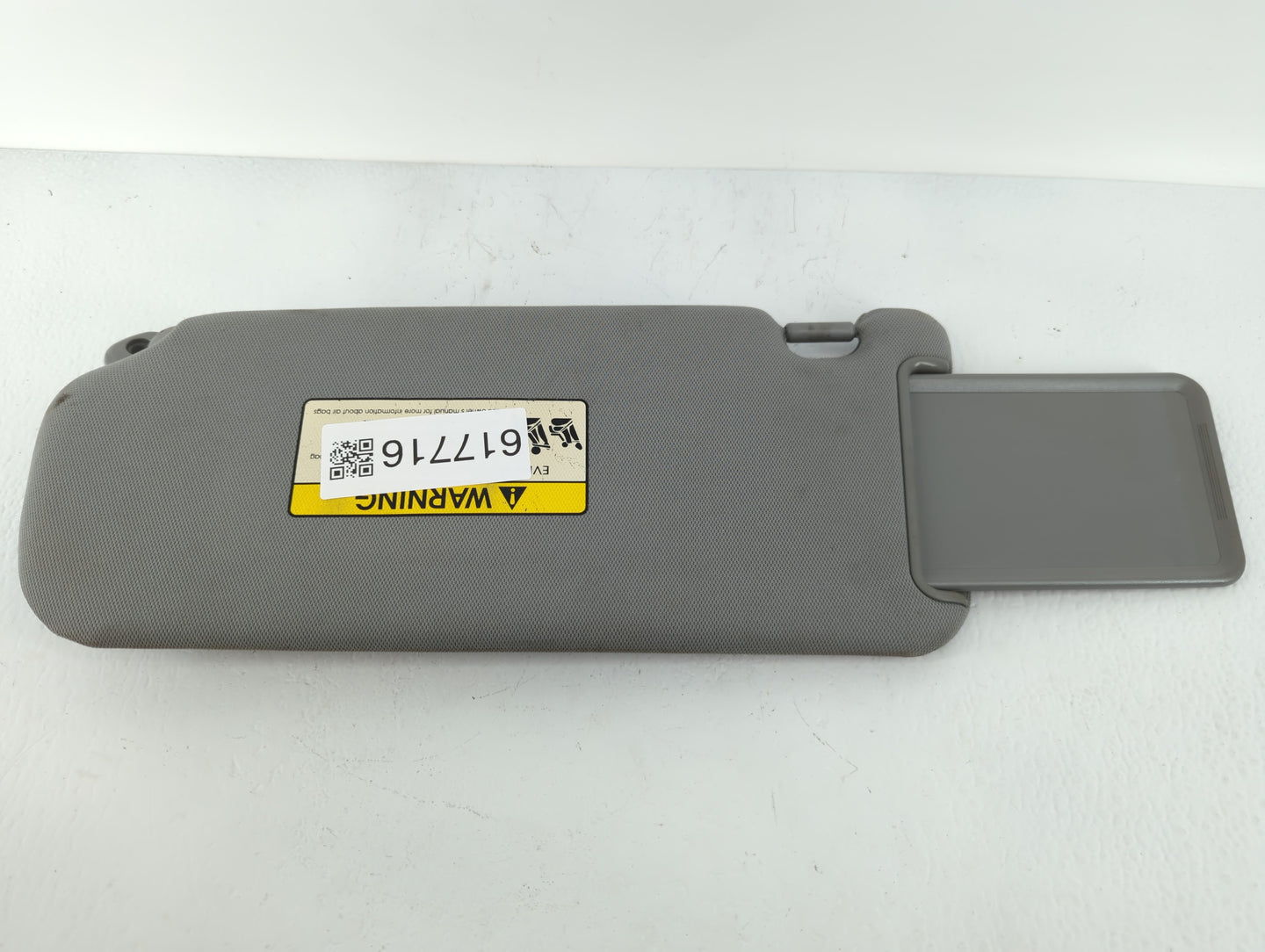 2011-2015 Kia Sorento Sun Visor Shade Replacement Passenger Right Mirror Fits Fits 2011 2012 2013 2014 2015 OEM Used Auto Pa