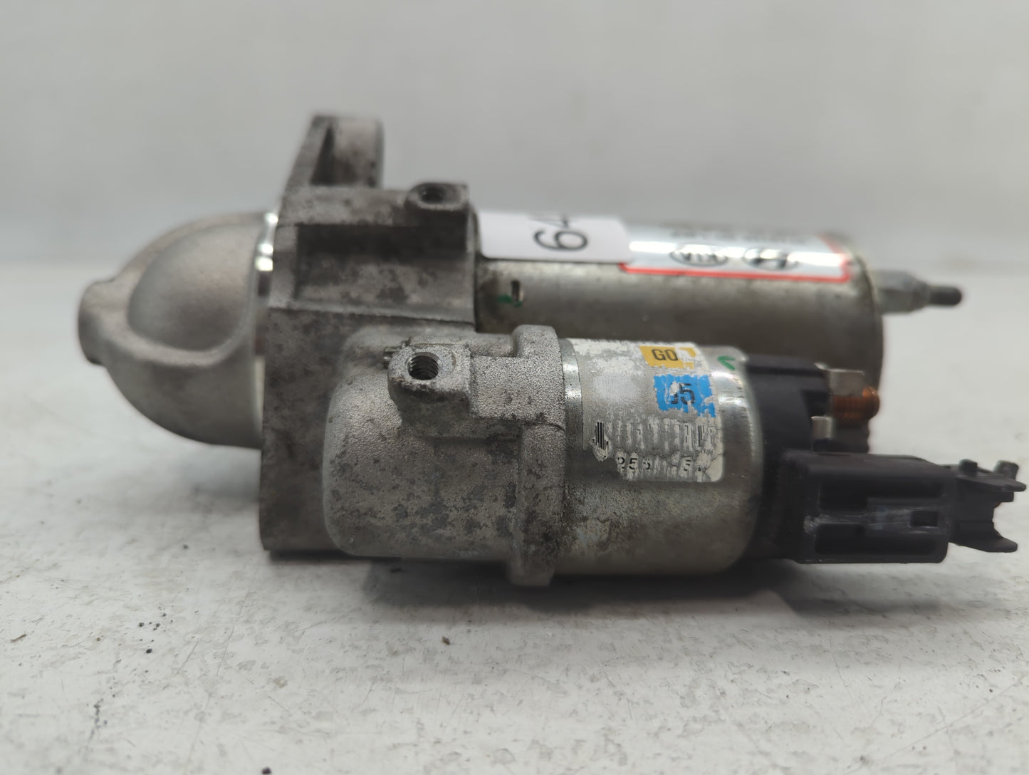 2011-2013 Kia Sorento Car Starter Motor Solenoid OEM P/N:8000465 36100-3C150 Fits Fits 2009 2010 2011 2012 2013 OEM Used Aut