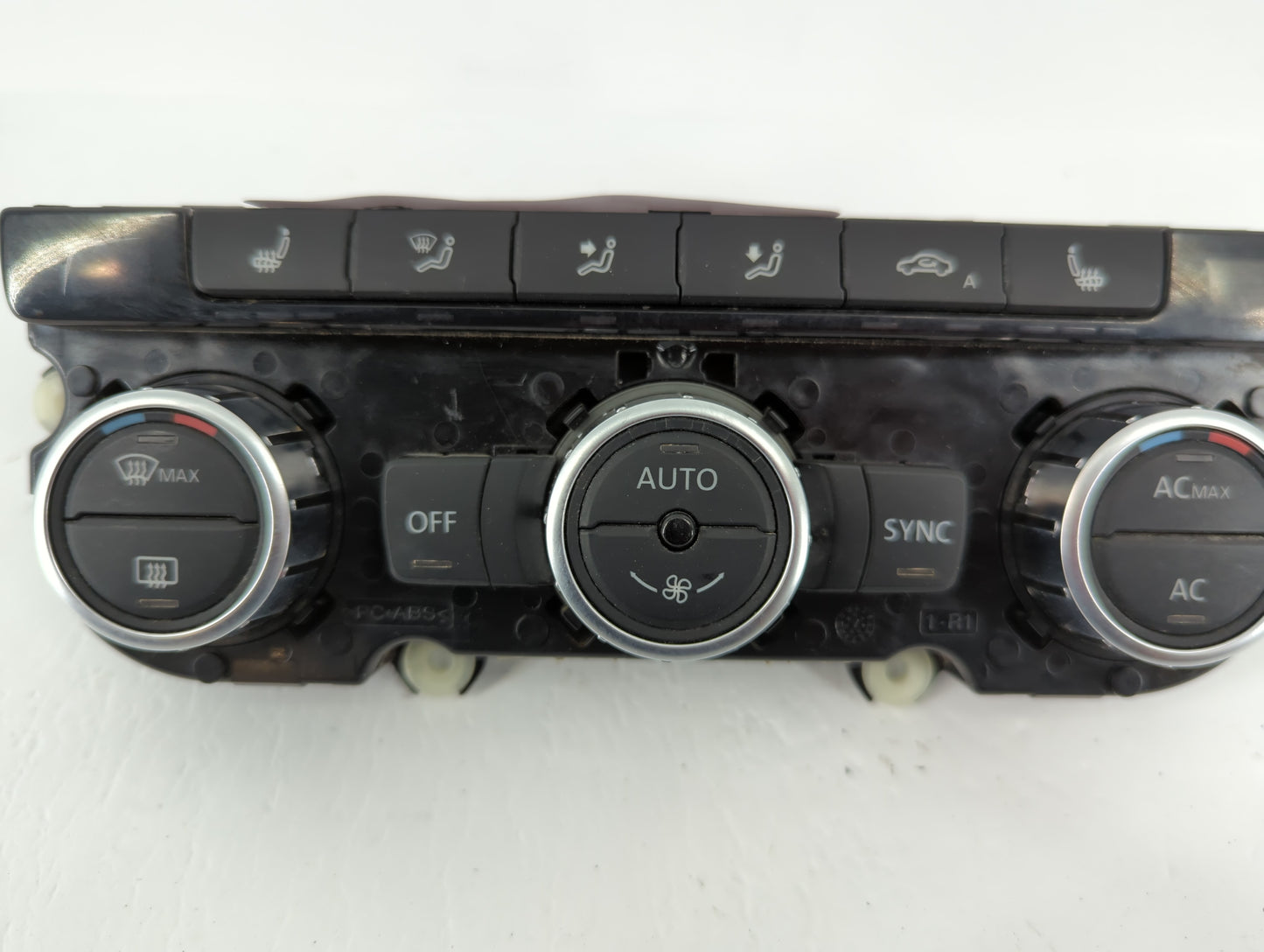 2012-2013 Kia Sorento Climate Control Module Temperature AC/Heater Replacement P/N:5HB 010 753-42 561 907 044H IKY Fits OEM 