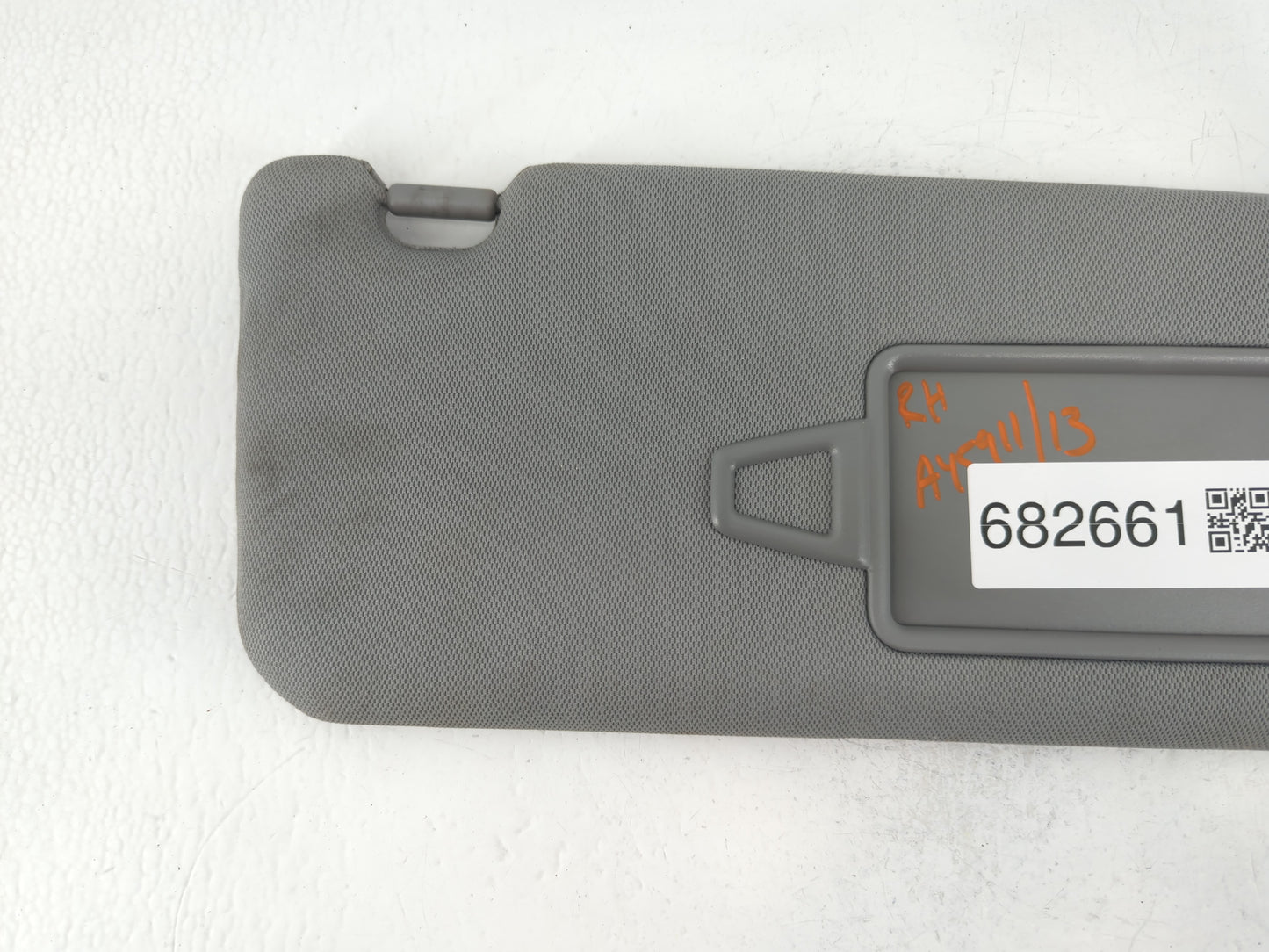 2011-2015 Kia Sorento Sun Visor Shade Replacement Passenger Right Mirror Fits Fits 2011 2012 2013 2014 2015 OEM Used Auto Pa