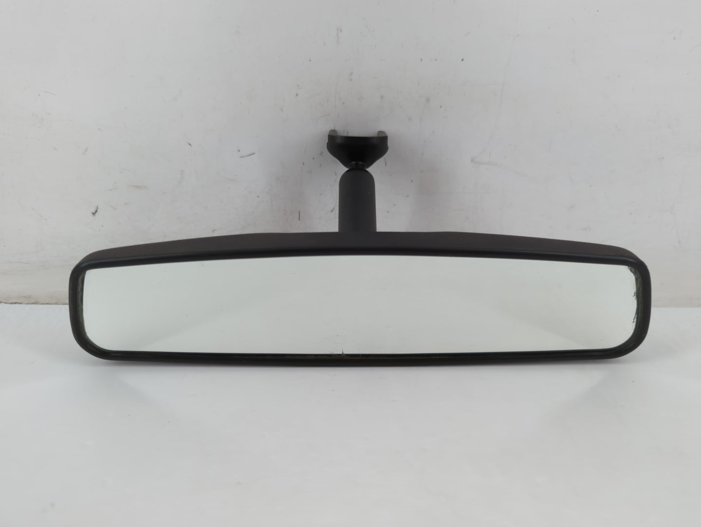 2011-2015 Kia Sorento Interior Rear View Mirror Replacement OEM P/N:E8011083 Fits OEM Used Auto Parts - Oemusedautoparts1.co