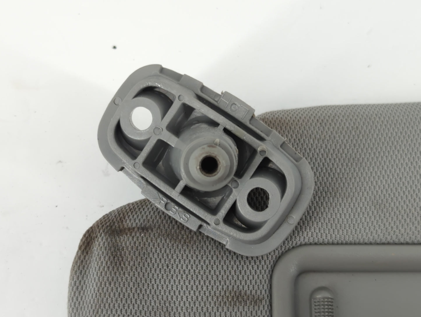 2011-2015 Kia Sorento Sun Visor Shade Replacement Driver Left Mirror Fits Fits 2011 2012 2013 2014 2015 OEM Used Auto Parts 