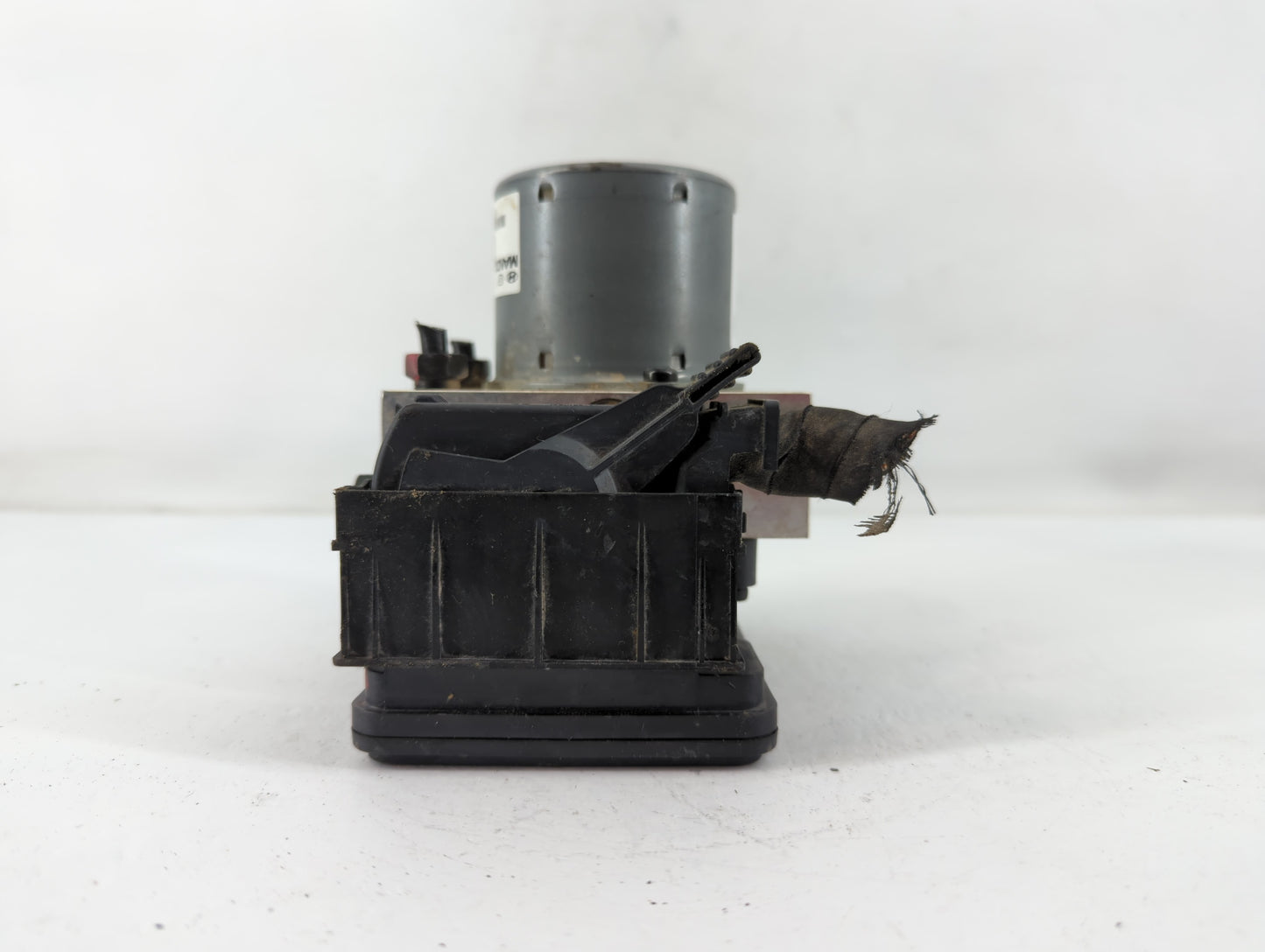 2013 Kia Sorento ABS Pump Control Module Replacement P/N:58910-1U860 Fits OEM Used Auto Parts - Oemusedautoparts1.com