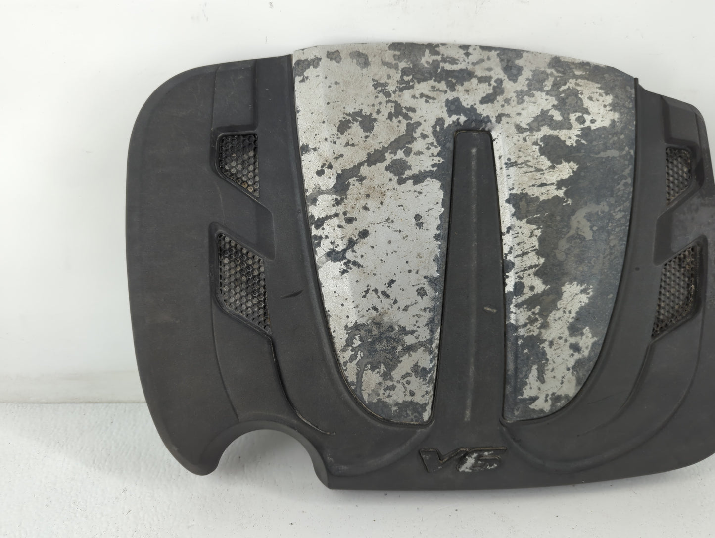2013 Kia Sorento Engine Cover - Oemusedautoparts1.com