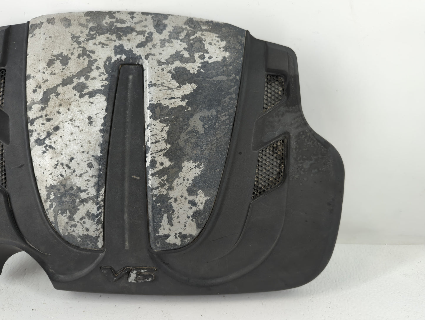 2013 Kia Sorento Engine Cover - Oemusedautoparts1.com