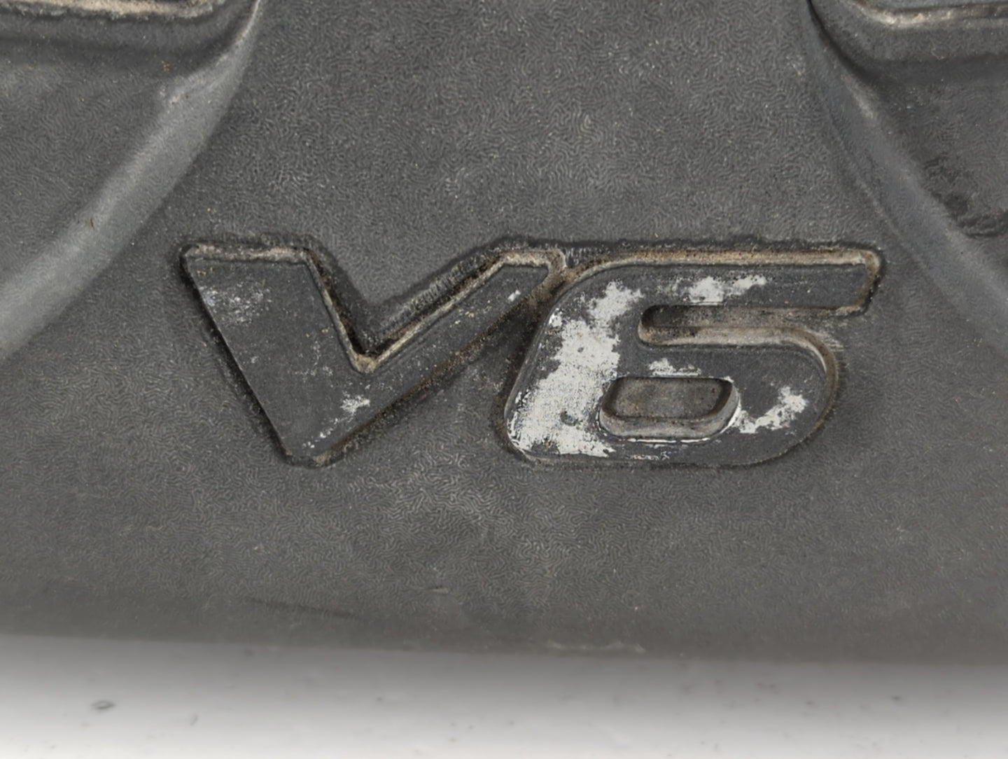 2013 Kia Sorento Engine Cover - Oemusedautoparts1.com