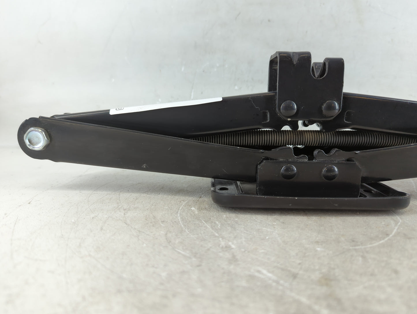 2013 Kia Sorento Spare Scissor Car Jack - Oemusedautoparts1.com