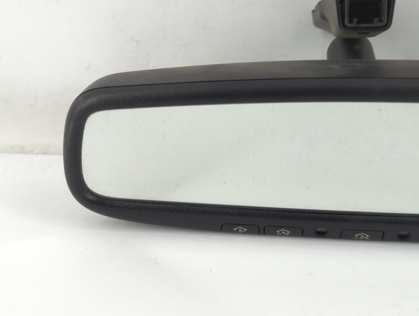 2011-2020 Kia Sorento Interior Rear View Mirror Replacement OEM P/N:E11026006 Fits OEM Used Auto Parts - Oemusedautoparts1.c