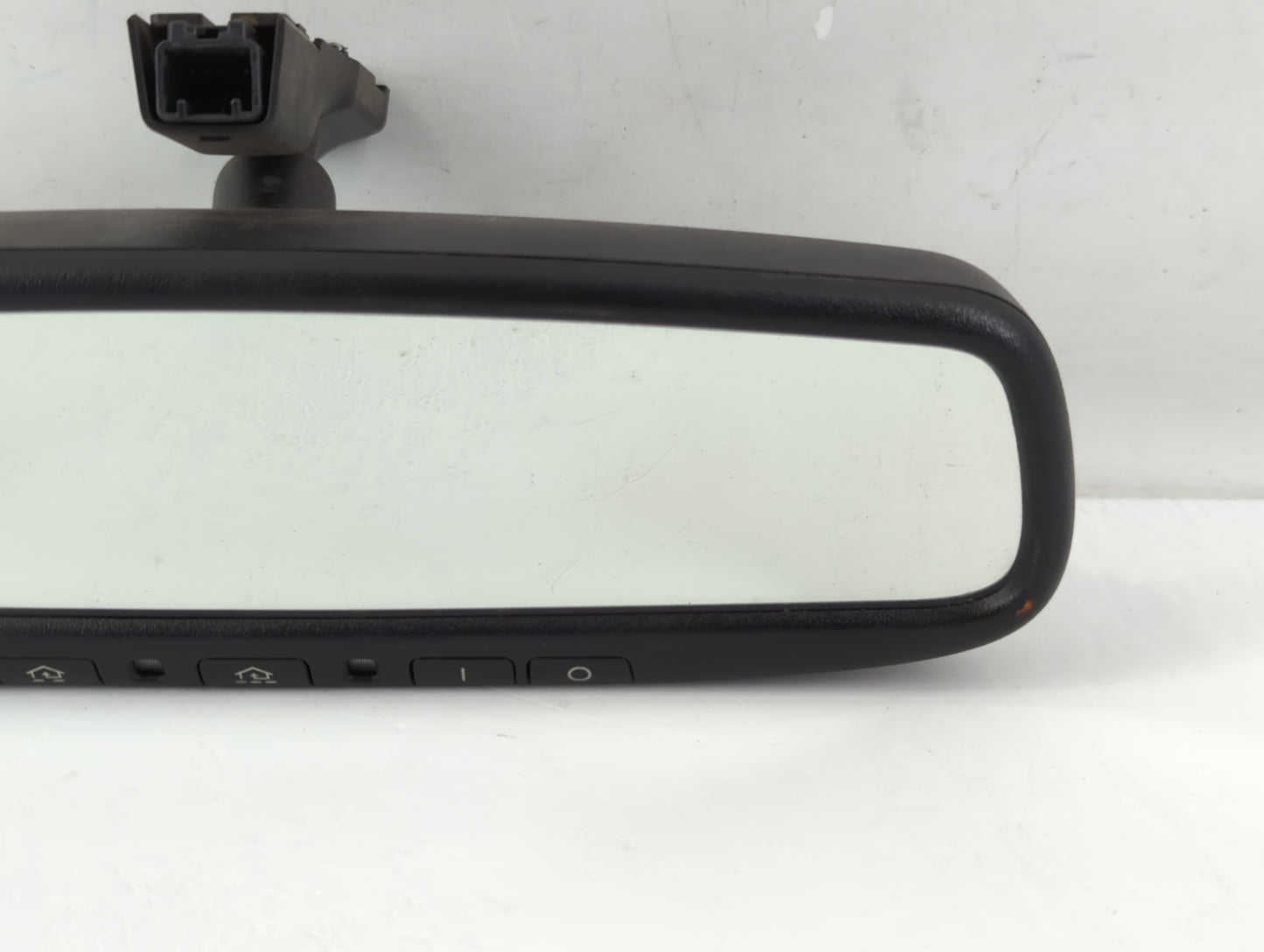 2011-2020 Kia Sorento Interior Rear View Mirror Replacement OEM P/N:E11026006 Fits OEM Used Auto Parts - Oemusedautoparts1.c