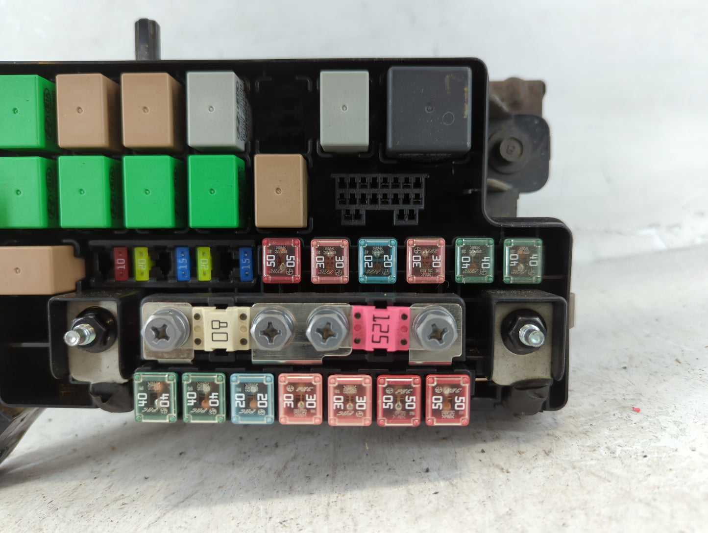 2012-2013 Kia Soul Fusebox Fuse Box Panel Relay Module P/N:914072K142 Fits Fits 2012 2013 OEM Used Auto Parts - Oemusedautop
