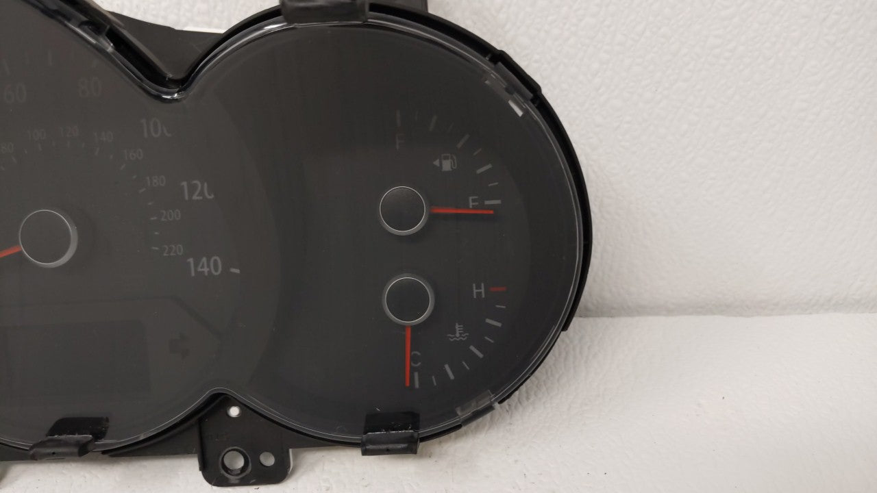 2012-2013 Kia Soul Instrument Cluster Speedometer Gauges P/N:94009-2K380 Fits Fits 2012 2013 OEM Used Auto Parts - Oemusedau