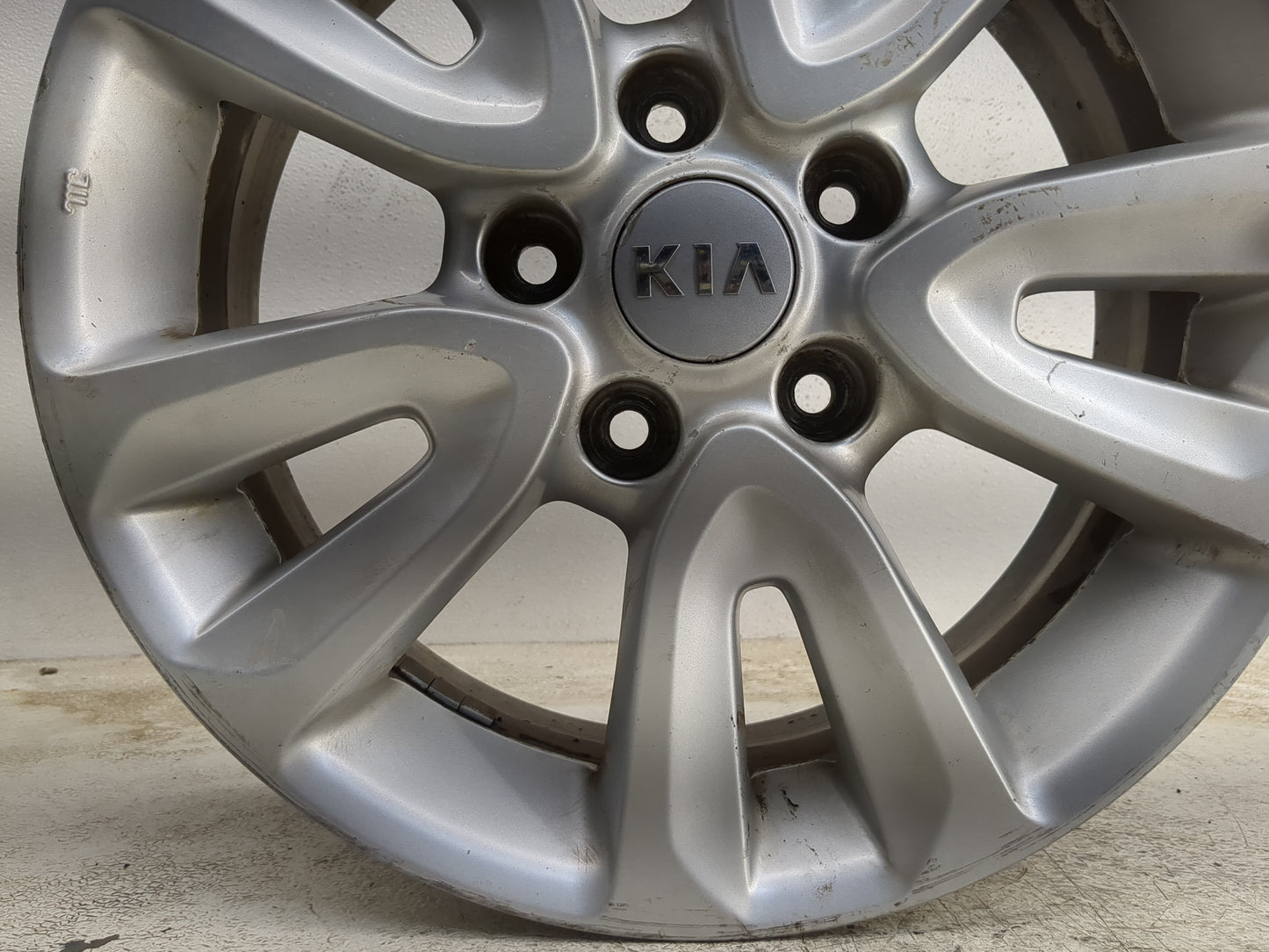 2012-2013 Kia Soul Oem Wheel Rim - Oemusedautoparts1.com