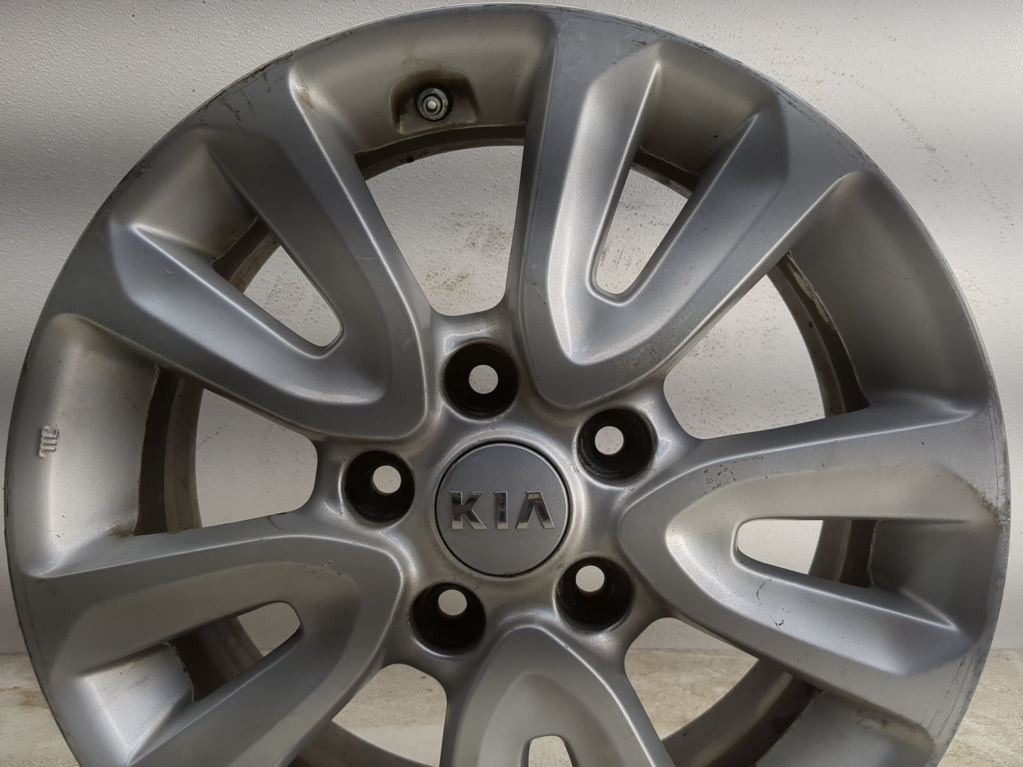 2012-2013 Kia Soul Oem Wheel Rim - Oemusedautoparts1.com