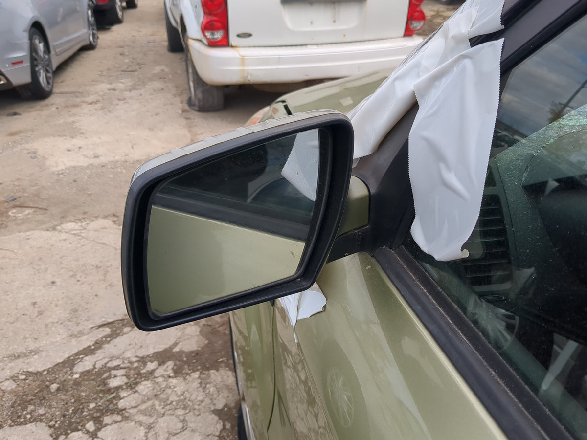 2012-2013 Kia Soul Driver Side View Mirror - Left Door Mirror OEM Used - Oemusedautoparts1.com
