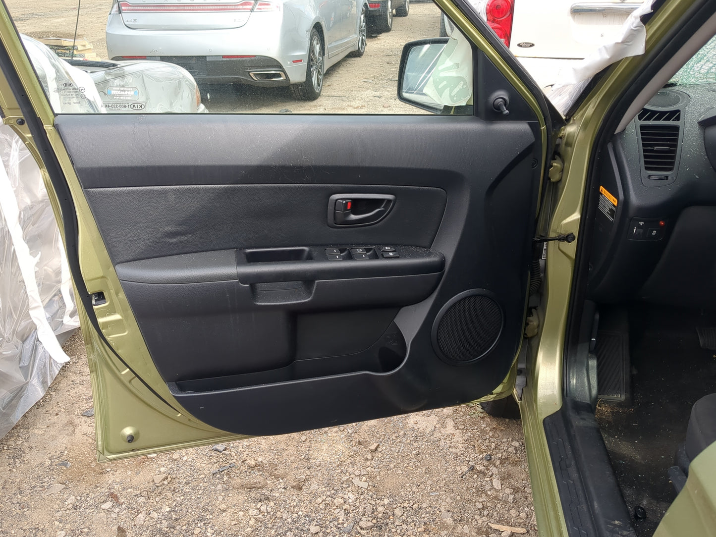 2013 Kia Soul Front Left Driver Interior Door Panel Trim - Oemusedautoparts1.com