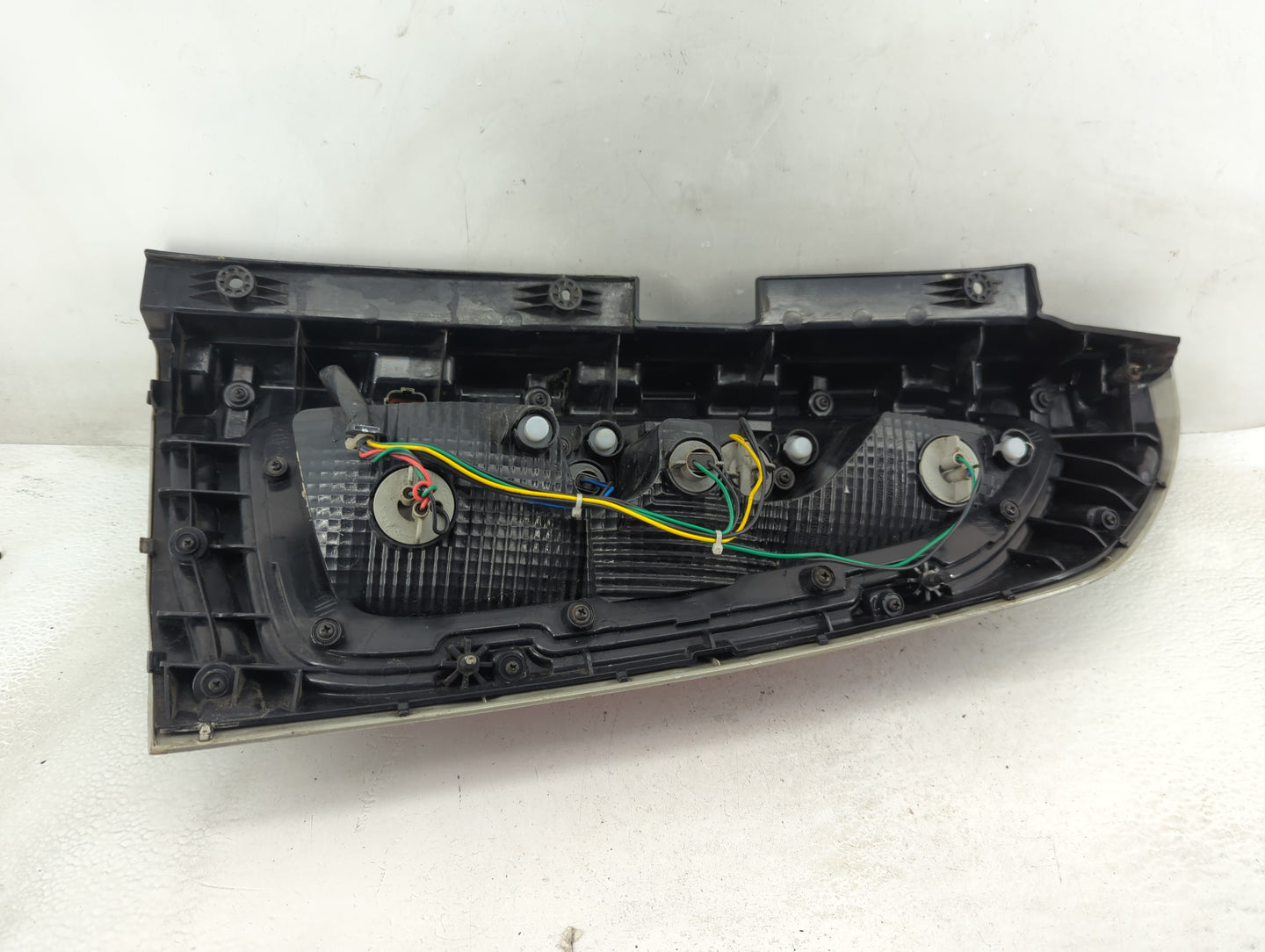 2012-2013 Kia Soul Tail Light Assembly Driver Left OEM P/N:E1313317 Fits Fits 2012 2013 OEM Used Auto Parts - Oemusedautopar