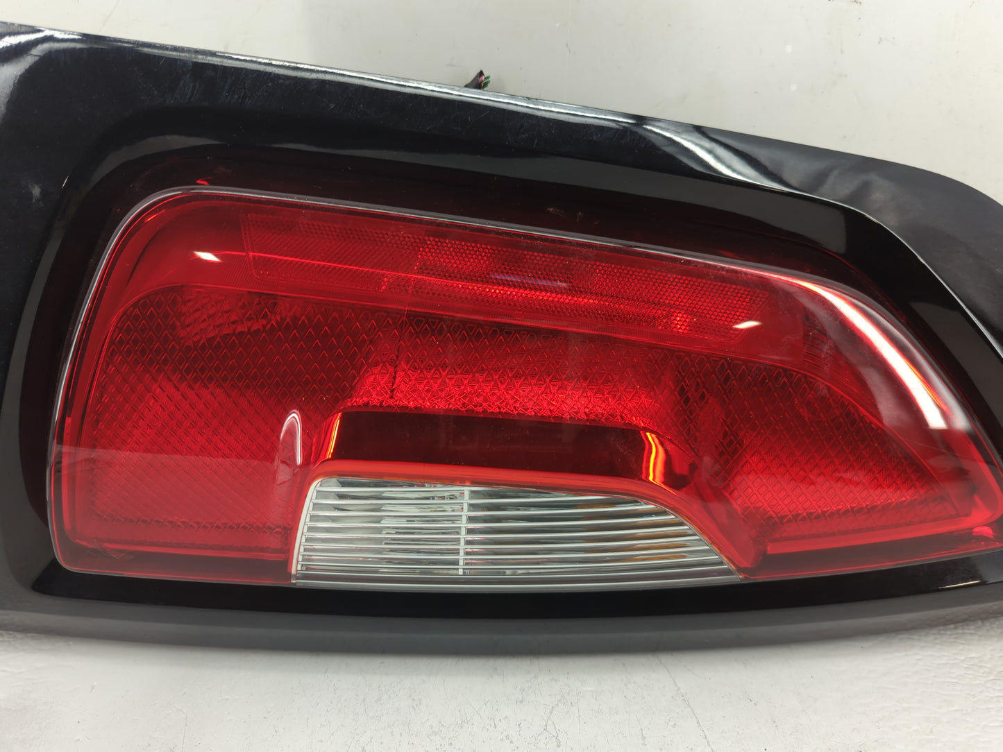 2012-2013 Kia Soul Tail Light Assembly Driver Left OEM Fits Fits 2012 2013 OEM Used Auto Parts - Oemusedautoparts1.com