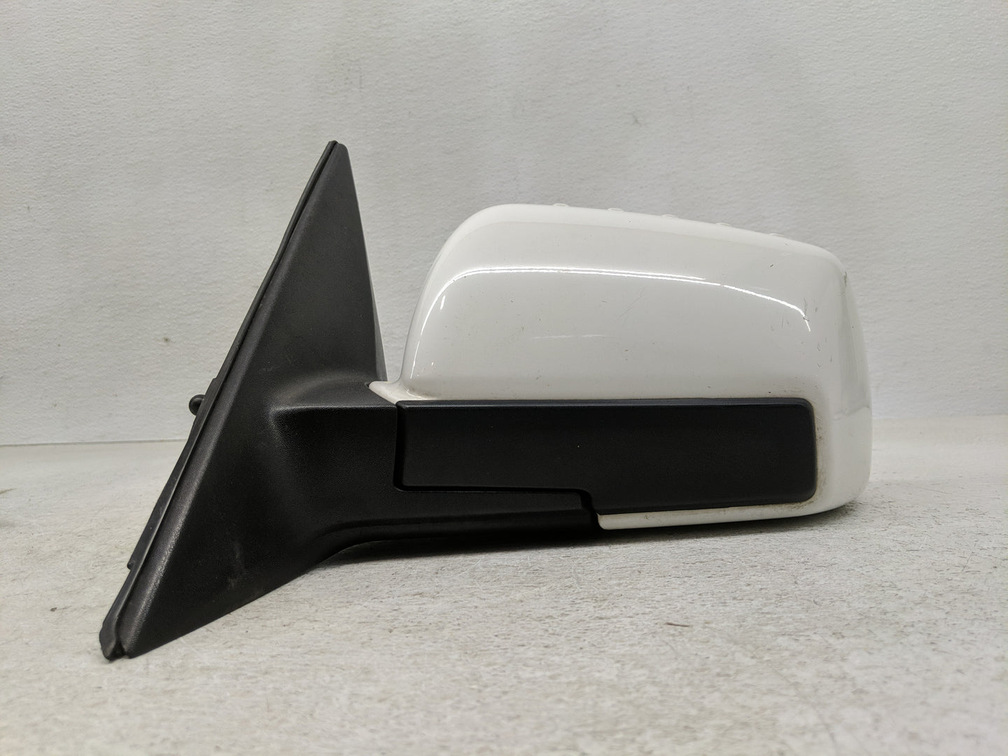 2010-2013 Kia Soul Driver Side View Mirror - Left Door Mirror OEM Used - Oemusedautoparts1.com