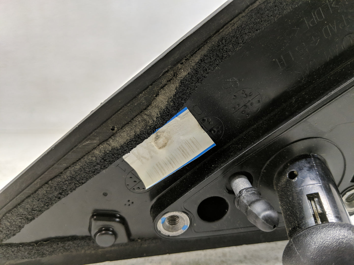2010-2013 Kia Soul Driver Side View Mirror - Left Door Mirror OEM Used - Oemusedautoparts1.com