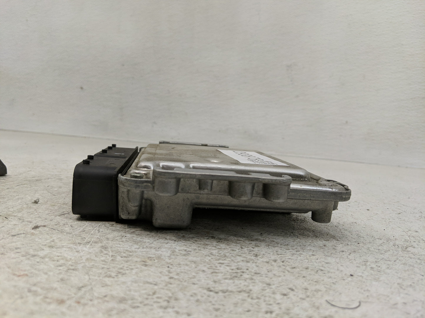2012-2013 Kia Soul PCM Engine Control Computer ECU ECM PCU OEM P/N:39110-2BCJ0 Fits Fits 2012 2013 OEM Used Auto Parts - Oem