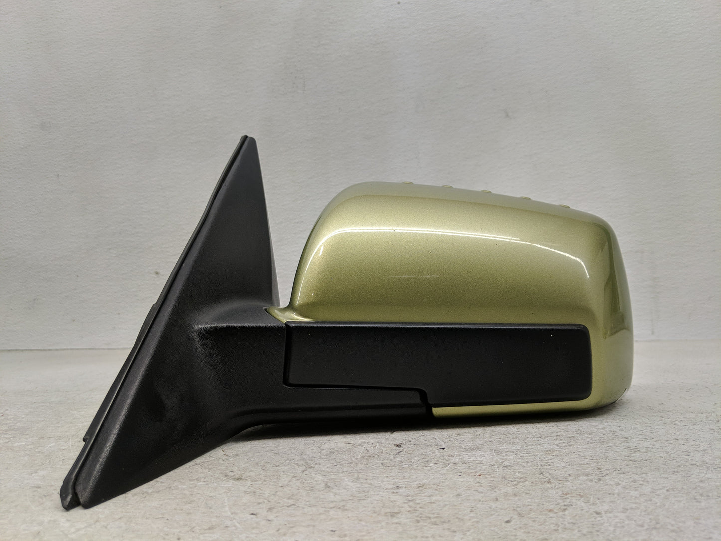 2010-2012 Kia Soul Driver Side View Mirror - Left Door Mirror OEM Used - Oemusedautoparts1.com