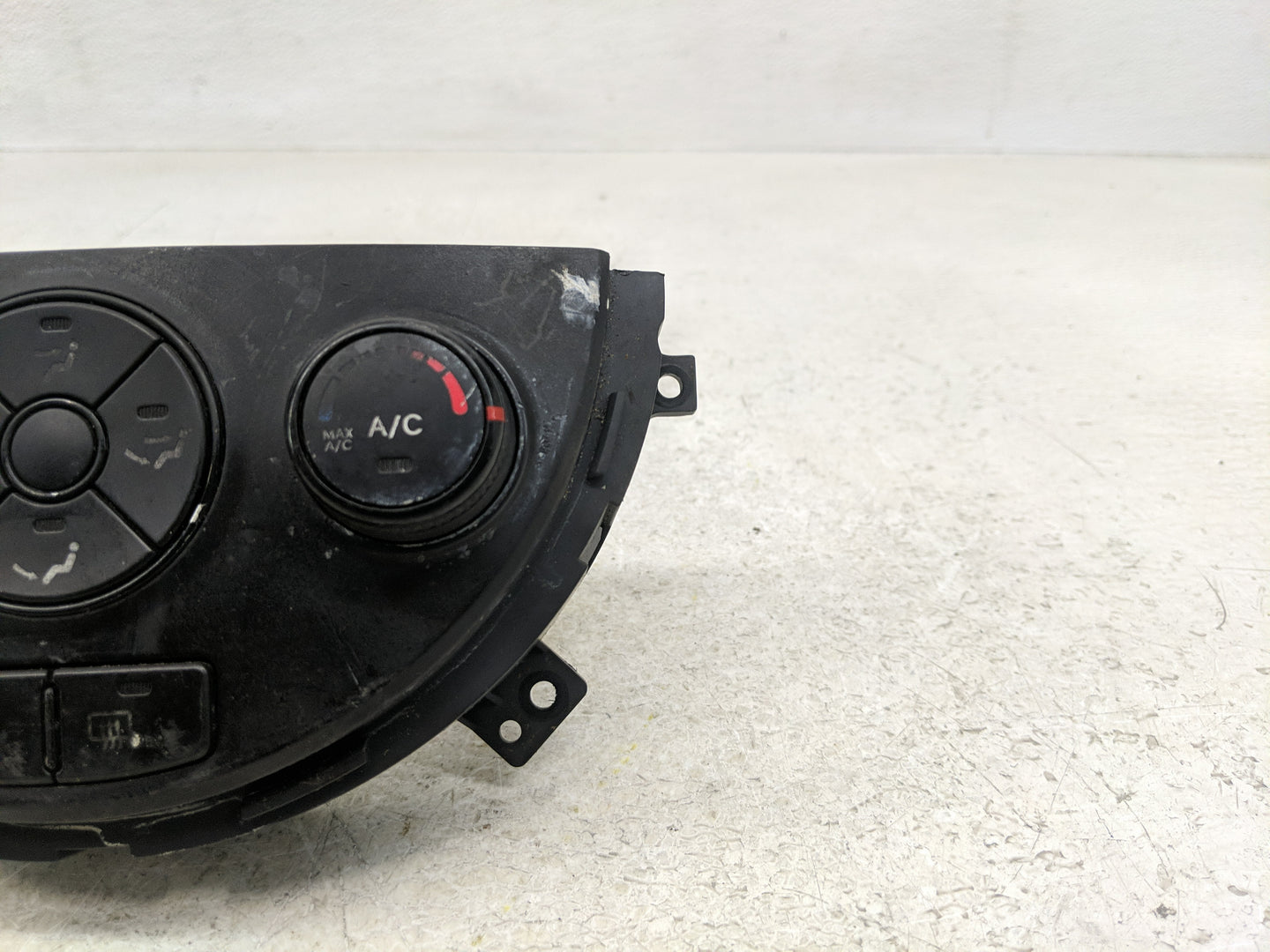 2012-2013 Kia Soul Climate Control Module Temperature AC/Heater Replacement P/N:97250-2KAE1WK Fits Fits 2012 2013 OEM Used A