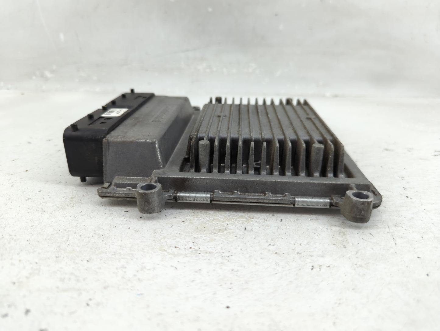 2013 Kia Soul PCM Engine Control Computer ECU ECM PCU OEM P/N:5WY4K40C 39101-2EAC0, 39100-2EAC0 Fits OEM Used Auto Parts - O
