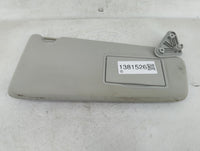 2010-2013 Kia Soul Sun Visor Shade Replacement Passenger Right Mirror Fits Fits 2010 2011 2012 2013 OEM Used Auto Parts - Oe