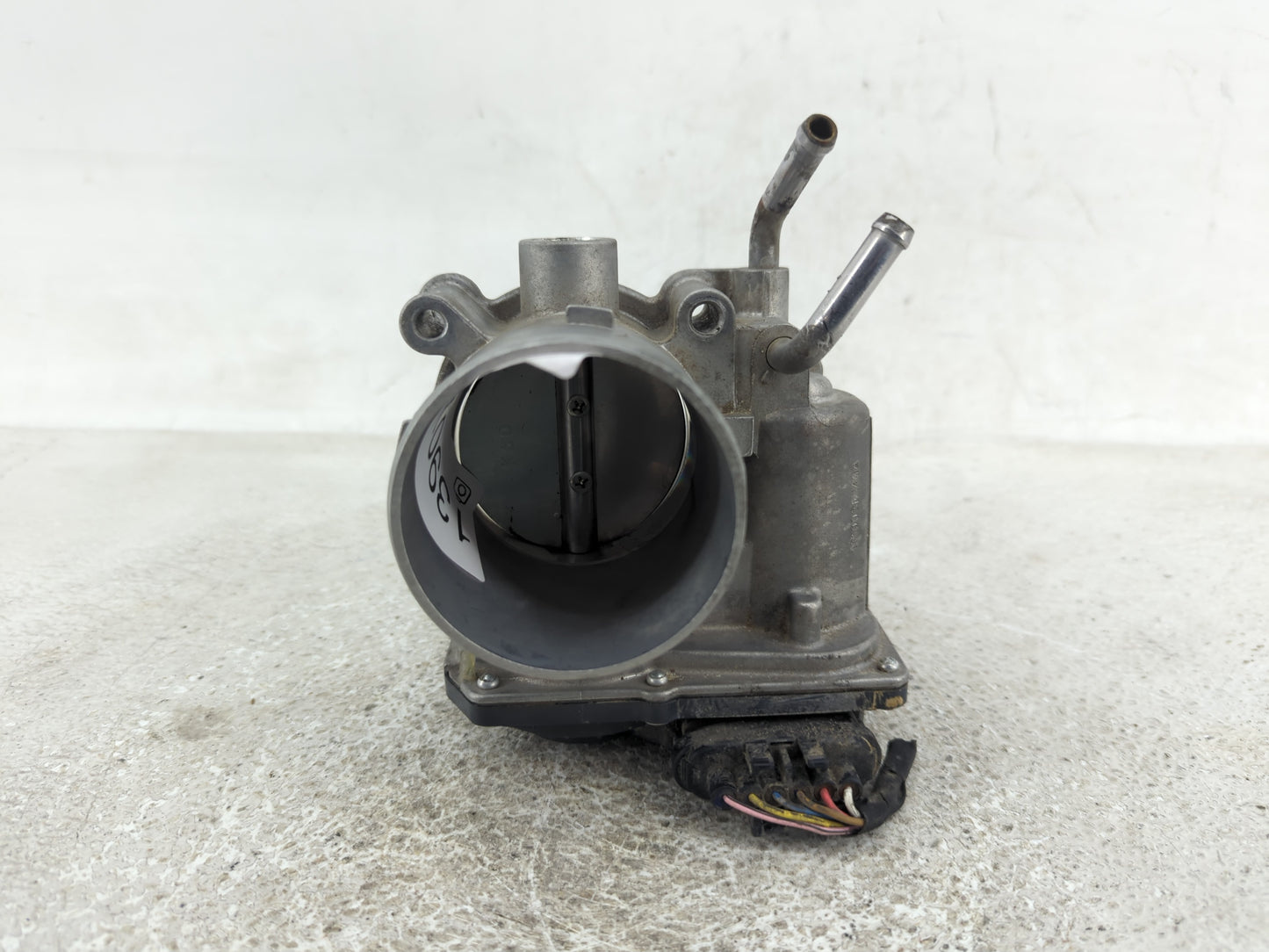 2012-2013 Kia Soul Throttle Body Fits Fits 2012 2013 2014 2015 2016 2018 2019 2020 2021 OEM Used Auto Parts - Oemusedautopar