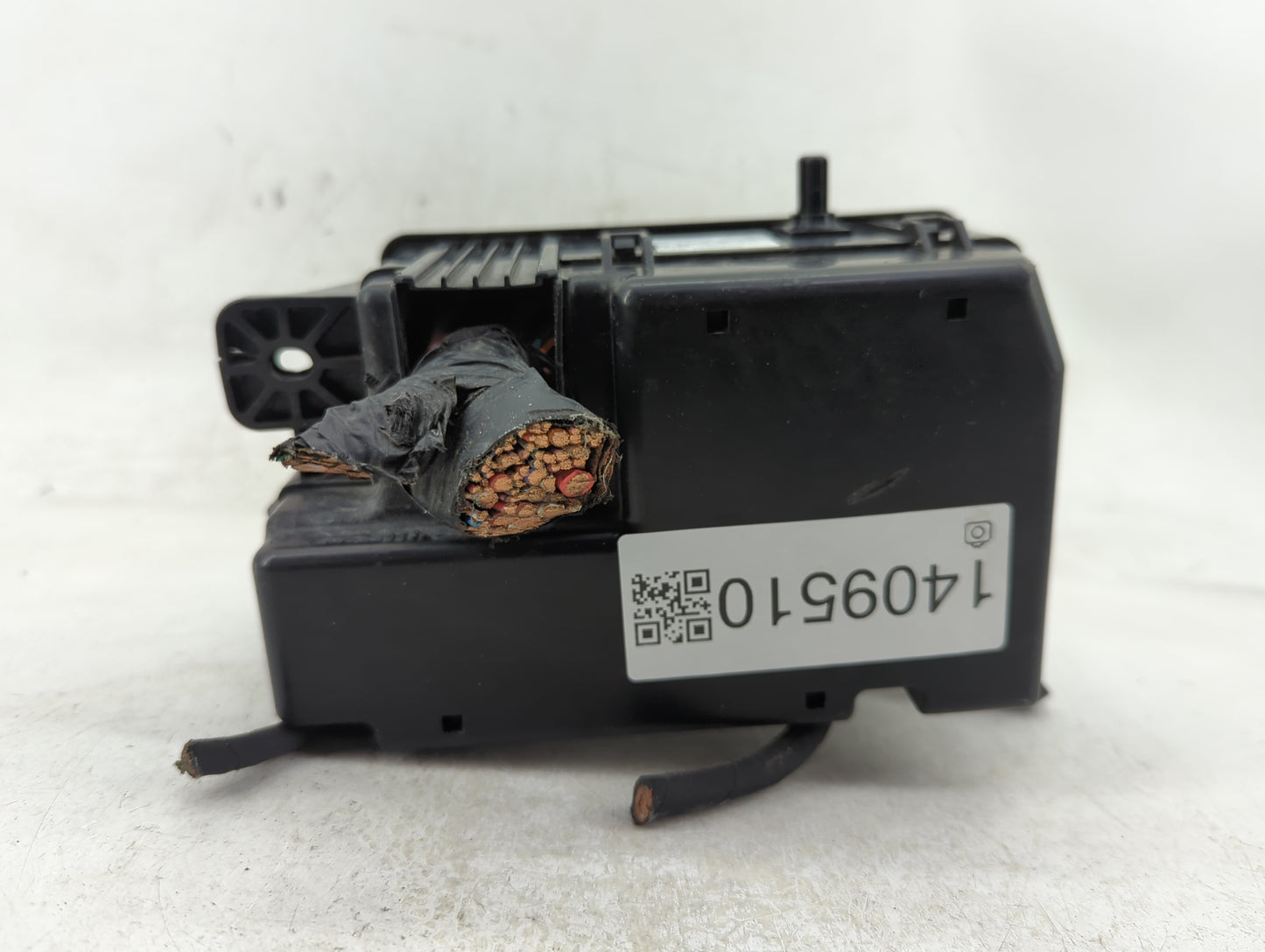 2012-2013 Kia Soul Fusebox Fuse Box Panel Relay Module P/N:91418 2K103 Fits Fits 2012 2013 OEM Used Auto Parts - Oemusedauto