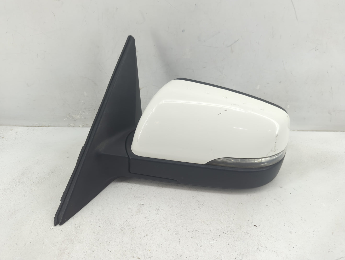 2010-2013 Kia Soul Driver Side View Mirror - Left Door Mirror OEM Used - Oemusedautoparts1.com