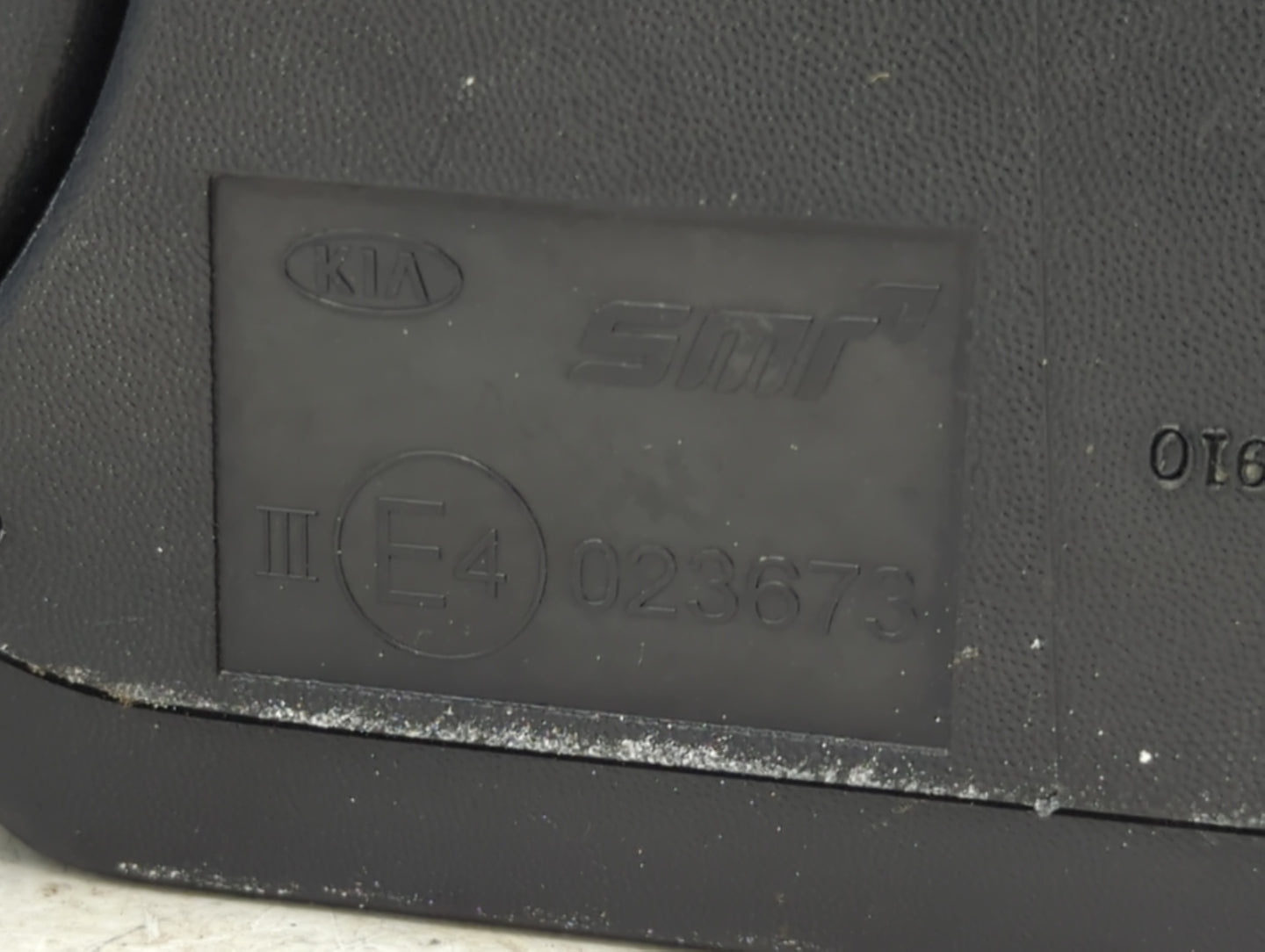 2010-2013 Kia Soul Driver Side View Mirror - Left Door Mirror OEM Used - Oemusedautoparts1.com