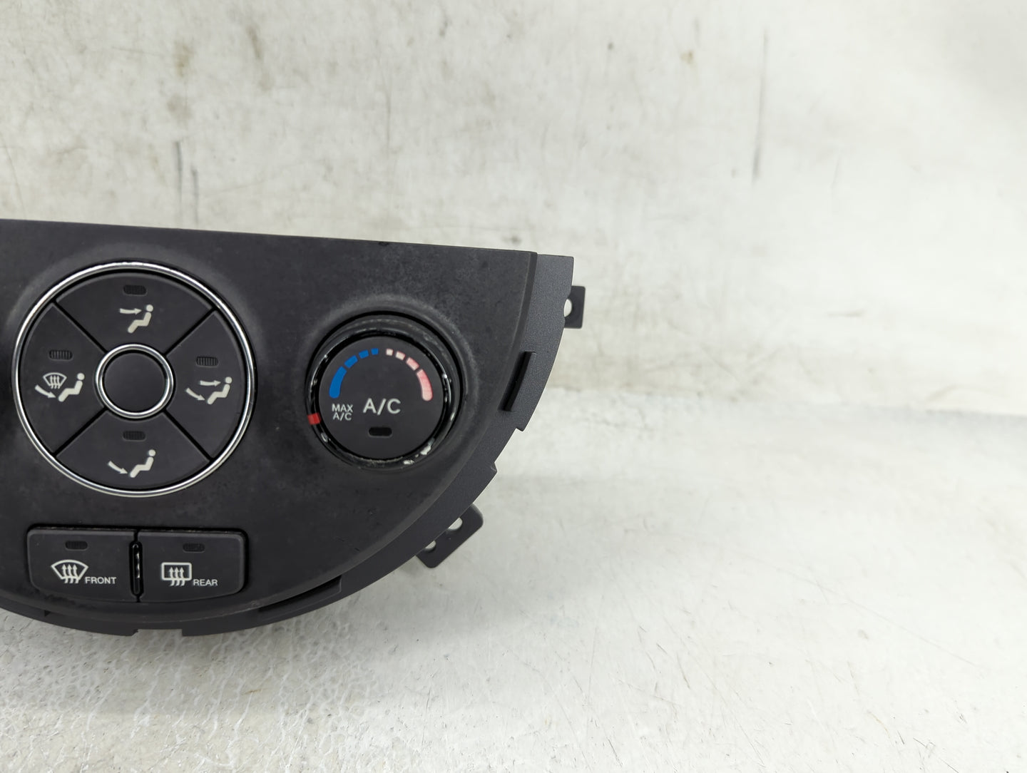 2012-2013 Kia Soul Climate Control Module Temperature AC/Heater Replacement P/N:97250-2KXXX Fits Fits 2012 2013 OEM Used Aut