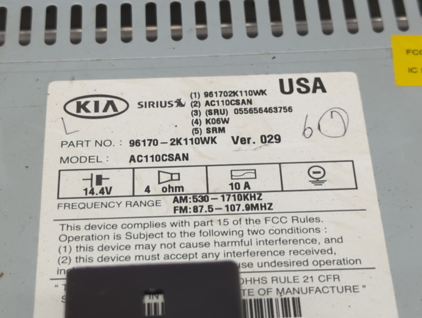 2012-2013 Kia Soul Radio AM FM Cd Player Receiver Replacement P/N:96170-2K110WK Fits Fits 2012 2013 OEM Used Auto Parts - Oe