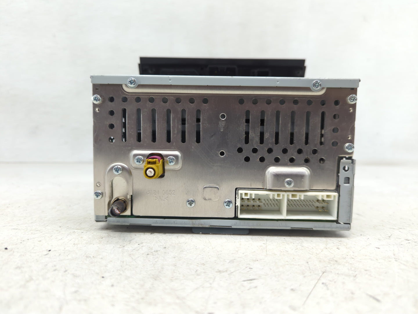 2012-2013 Kia Soul Radio AM FM Cd Player Receiver Replacement P/N:96170-2K110WK Fits Fits 2012 2013 OEM Used Auto Parts - Oe
