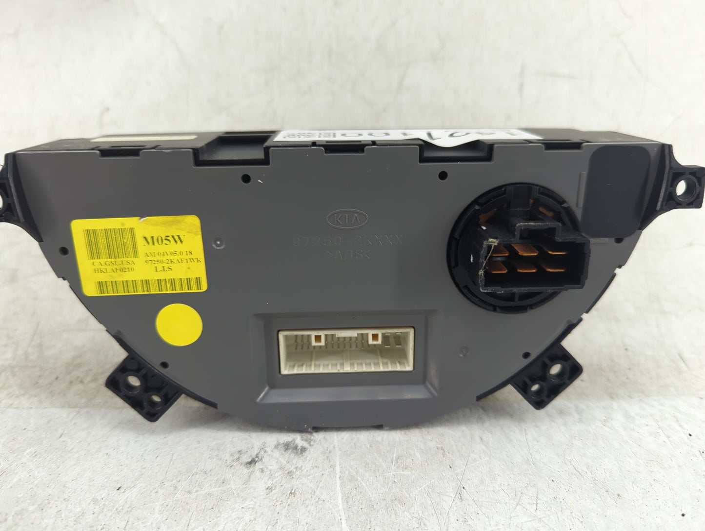 2012-2013 Kia Soul Climate Control Module Temperature AC/Heater Replacement P/N:97250-2KAE1WK Fits Fits 2012 2013 OEM Used A