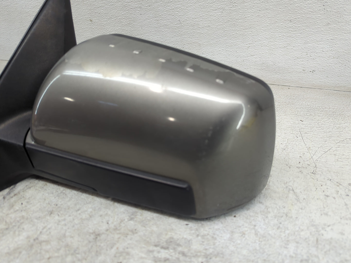 2010-2013 Kia Soul Driver Left Side View Manual Door Mirror Titanium - Oemusedautoparts1.com