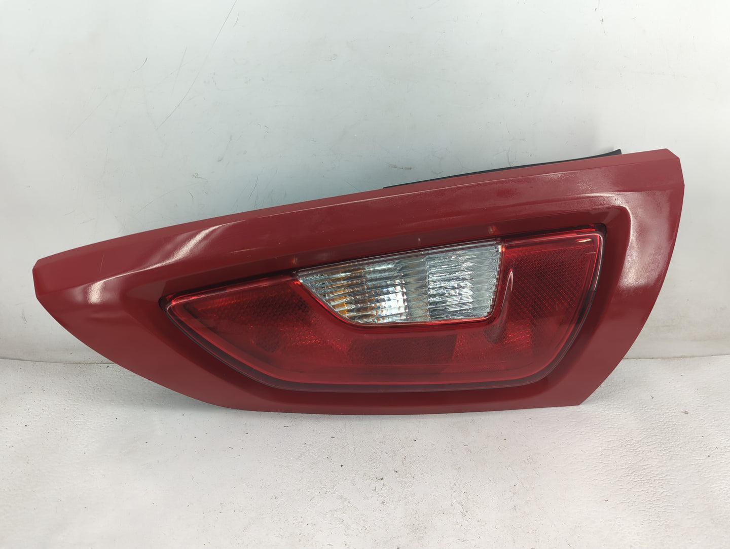 2012-2013 Kia Soul Driver Left Side Deck Lid Mounted Tail Light Red - Oemusedautoparts1.com