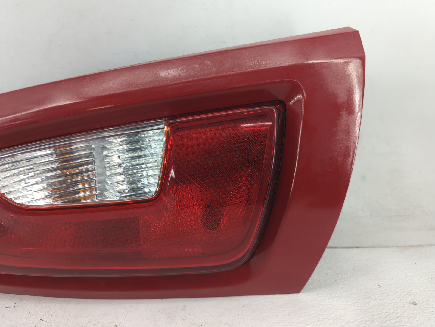 2012-2013 Kia Soul Driver Left Side Deck Lid Mounted Tail Light Red - Oemusedautoparts1.com