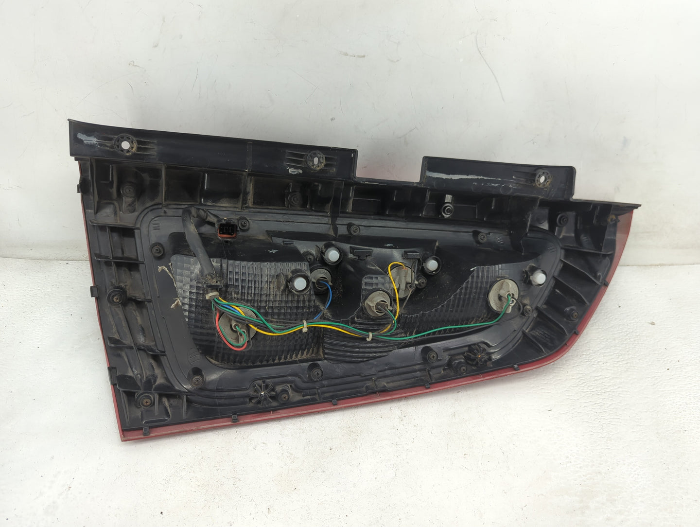 2012-2013 Kia Soul Driver Left Side Deck Lid Mounted Tail Light Red - Oemusedautoparts1.com