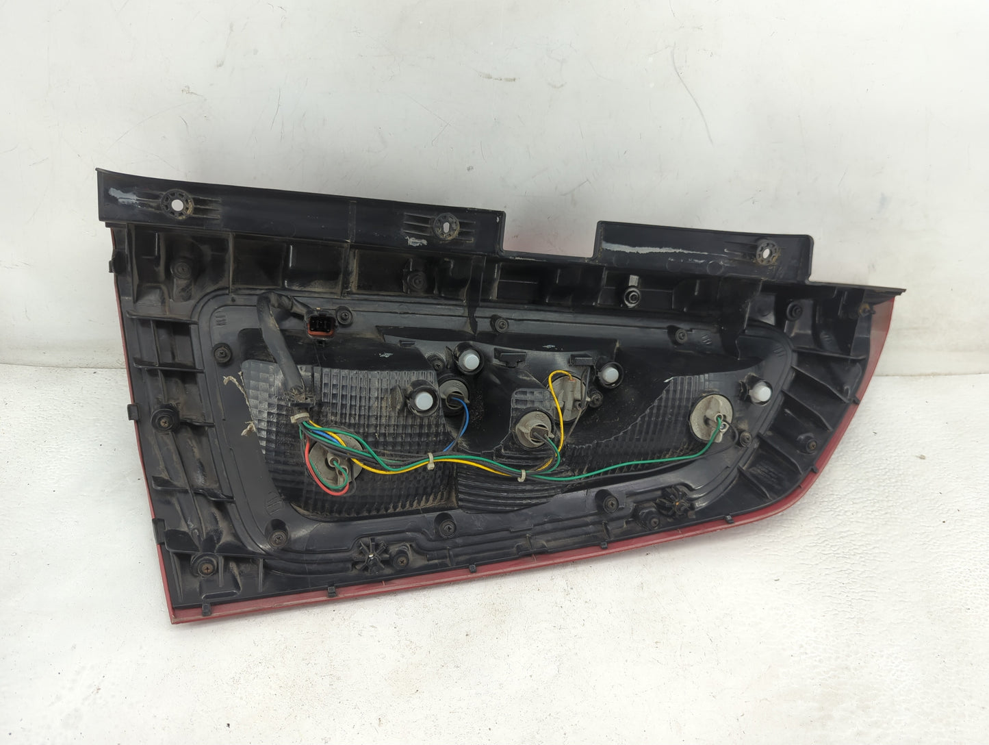 2012-2013 Kia Soul Driver Left Side Deck Lid Mounted Tail Light Red - Oemusedautoparts1.com