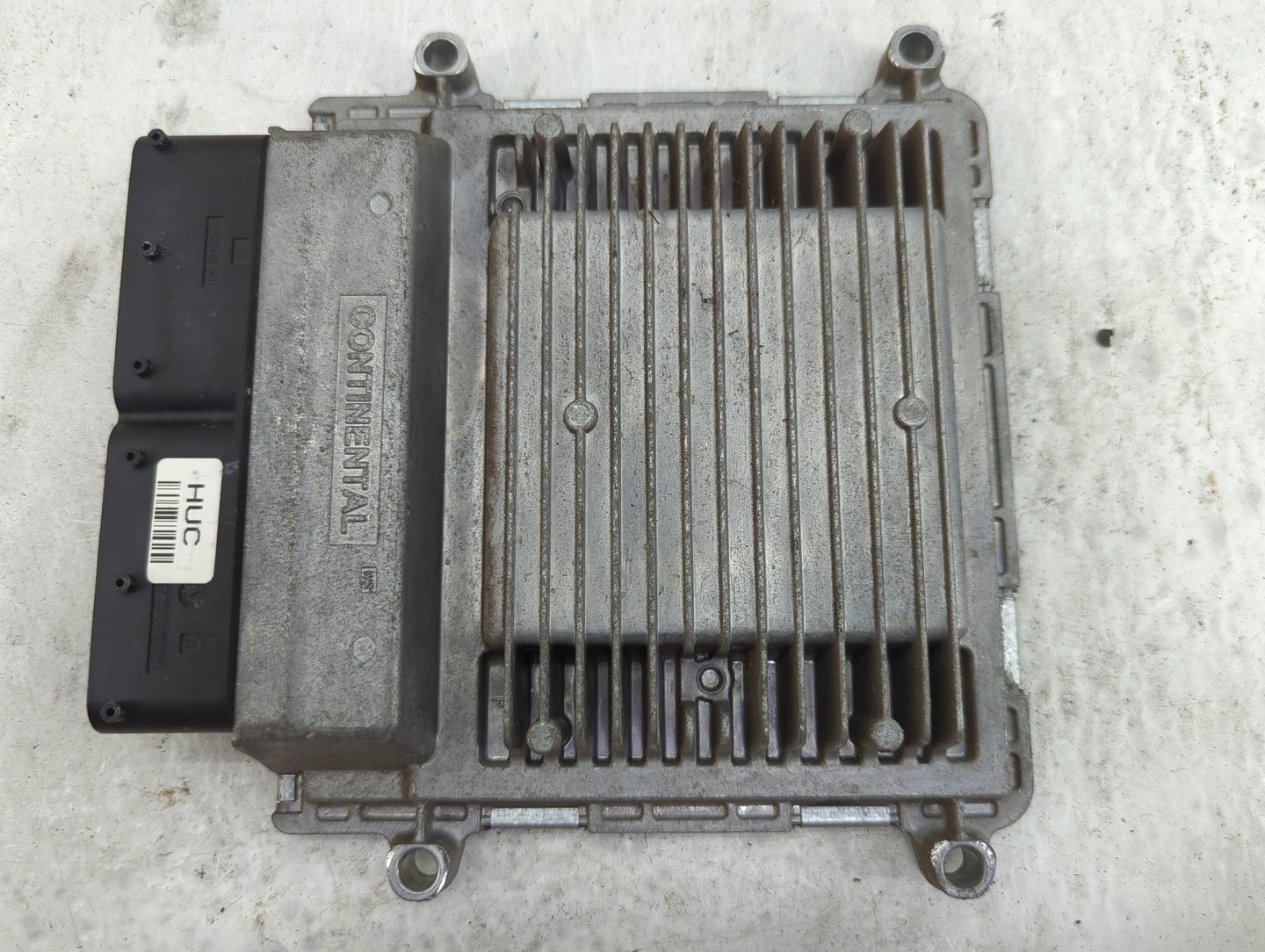 2012-2013 Kia Soul PCM Engine Control Computer ECU ECM PCU OEM P/N:AM3UP2JS2D8B 5WY4Y71D, 39102-2EAJ3 Fits Fits 2012 2013 OE