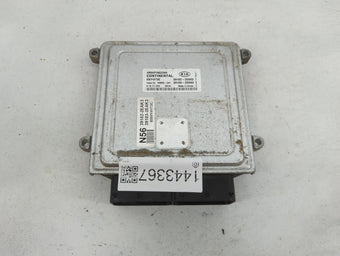 compare product 2012-2013 Kia Soul PCM Engine Control Computer ECU ECM PCU OEM P/N:AM3UP2NS2D8A 5WY4Y73C, 39102-2EAK3 Fits Fits 2012 2013 OEM Used Auto Parts