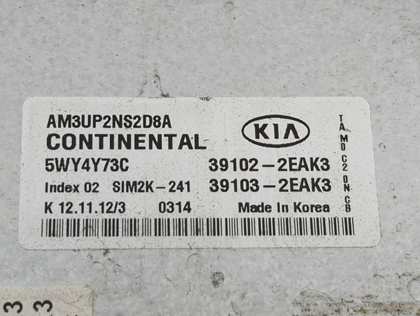 2012-2013 Kia Soul PCM Engine Control Computer ECU ECM PCU OEM P/N:AM3UP2NS2D8A 5WY4Y73C, 39102-2EAK3 Fits Fits 2012 2013 OE