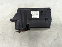 2012-2013 Kia Soul Fusebox Fuse Box Panel Relay Module P/N:91418 2K 163 18790-01031 Fits Fits 2012 2013 OEM Used Auto Parts 