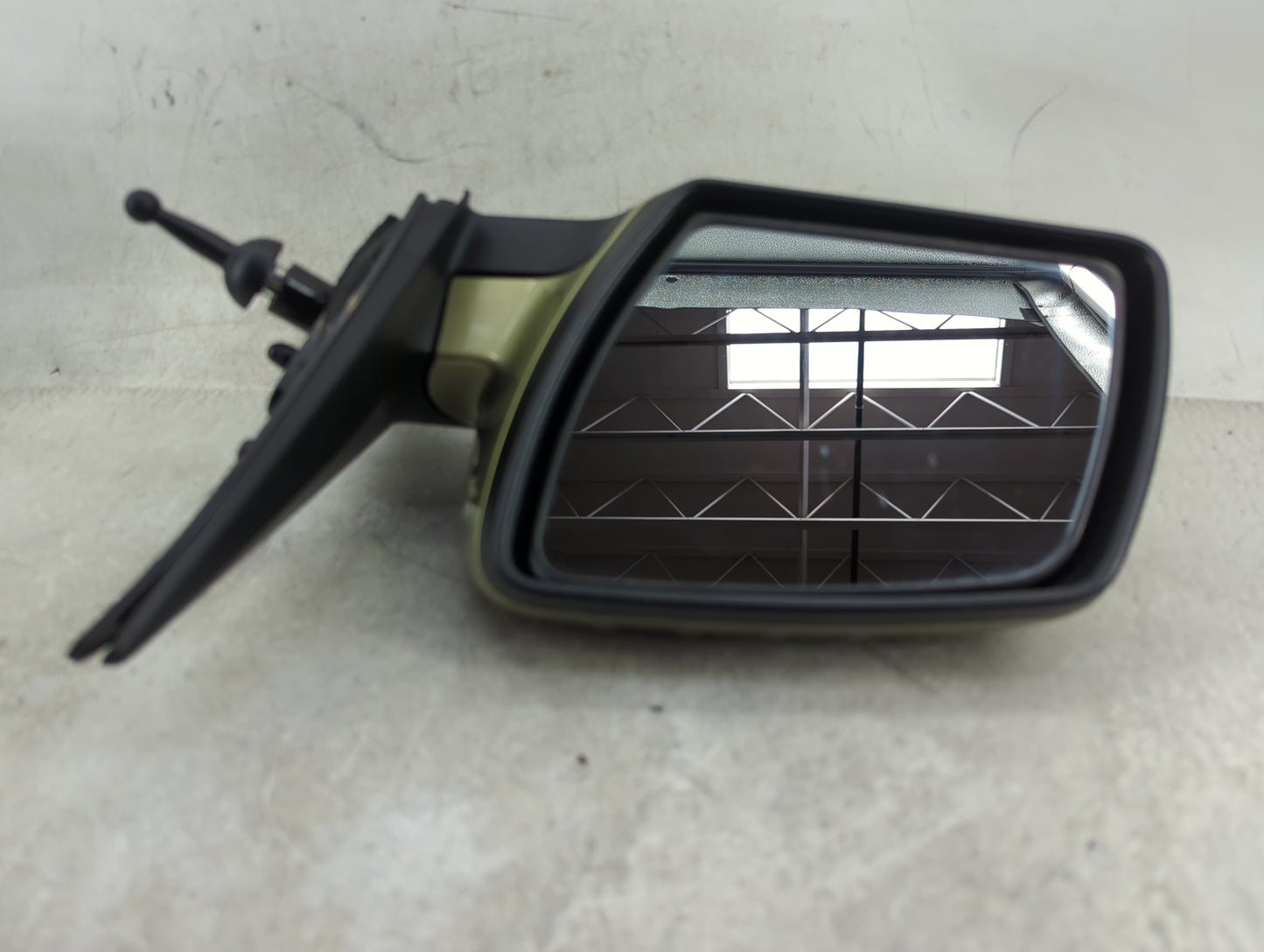 2010-2013 Kia Soul Driver Side View Mirror - Left Door Mirror OEM Used - Oemusedautoparts1.com