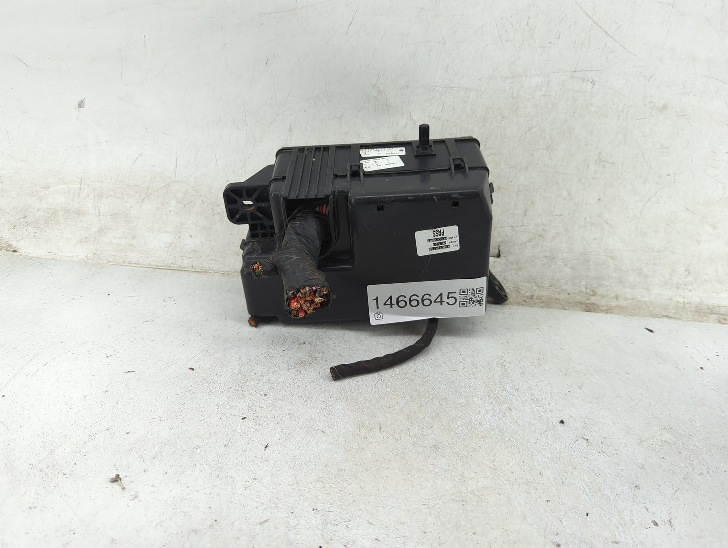 2012-2013 Kia Soul Fusebox Fuse Box Panel Relay Module P/N:91941-2K020 18790-01031 Fits Fits 2012 2013 OEM Used Auto Parts -
